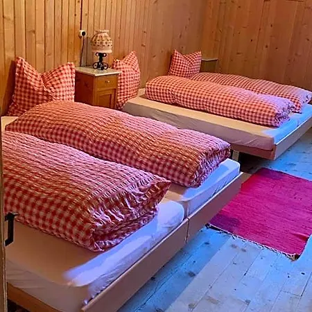 Berghaus Iffigenalp Penzion Lenk